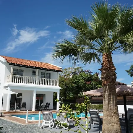 Coral Cove Villa